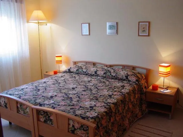 Attico Rosa 焦亚陶罗