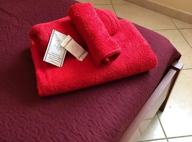 Attico Rosa * 焦亚陶罗